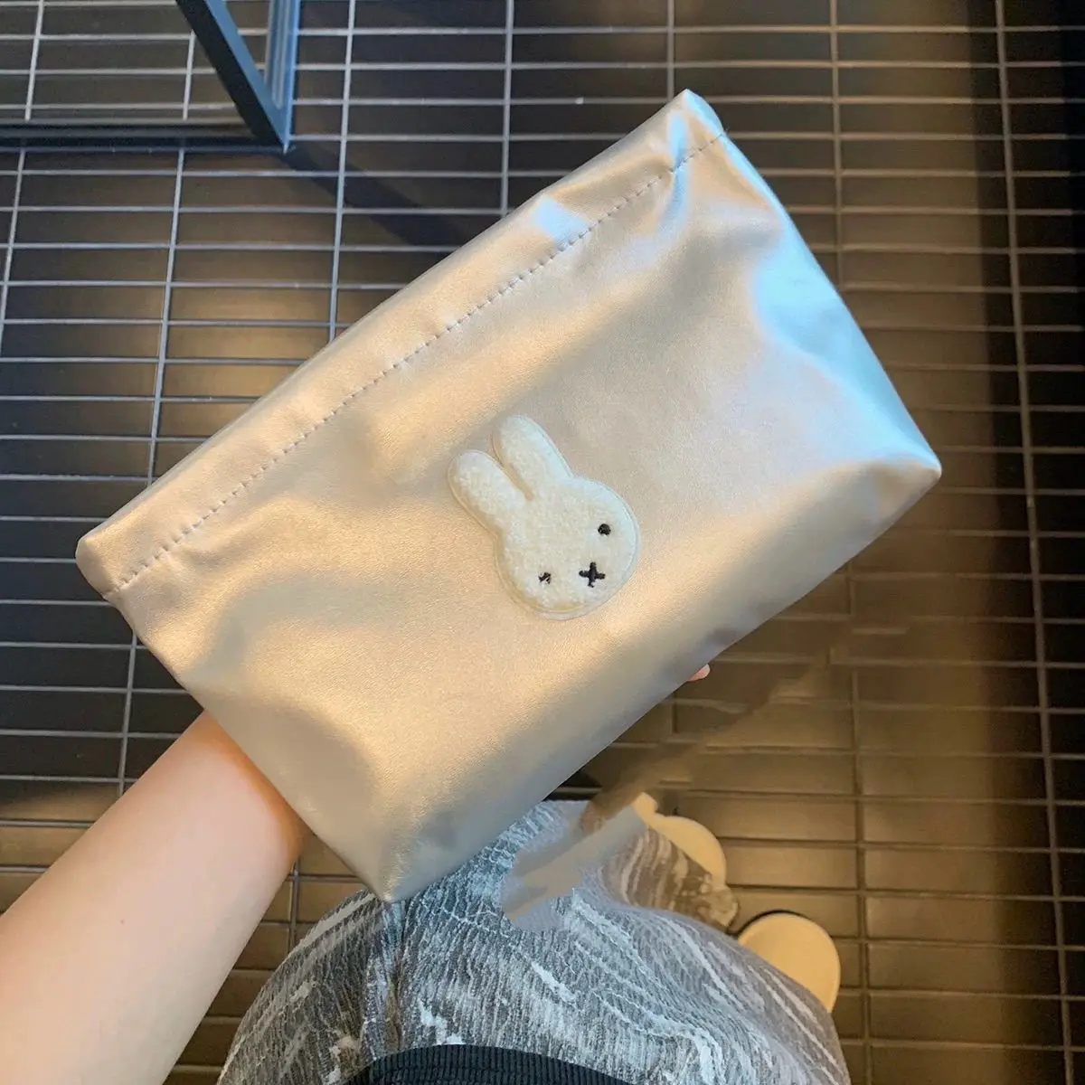Kreskówkowa kosmetyczka Miffy, – Travel Accessories Toiletries recenzja i cena